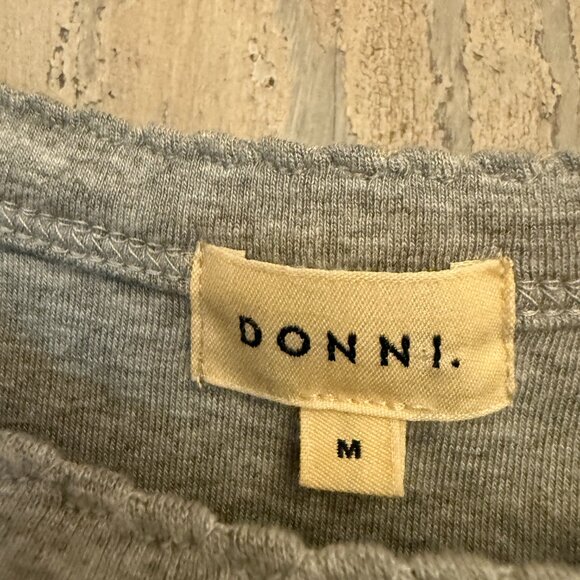 Donni Baby Ribbed Scallop Tank - Picture 6 of 7